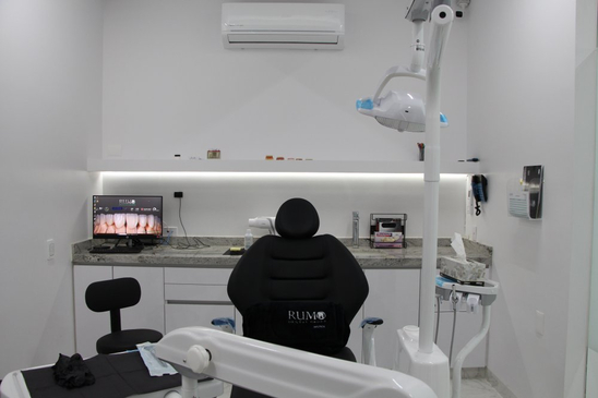 Slider image (3) RUMO Dental Group